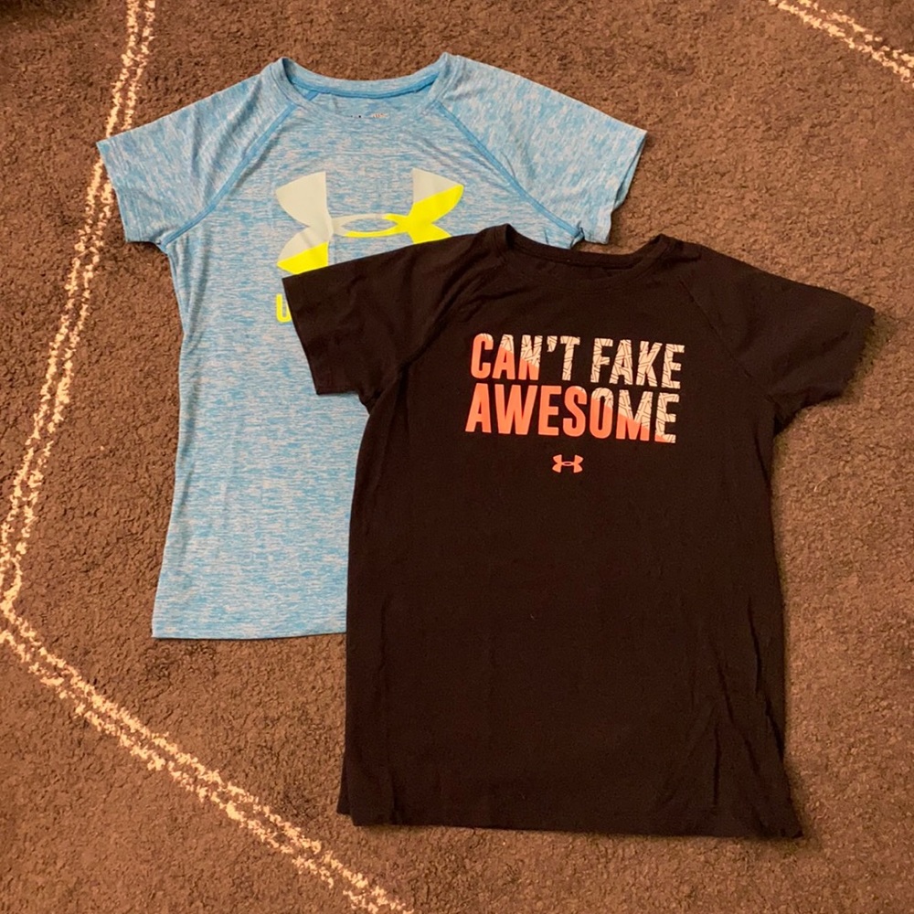 Set of two under armor shirts